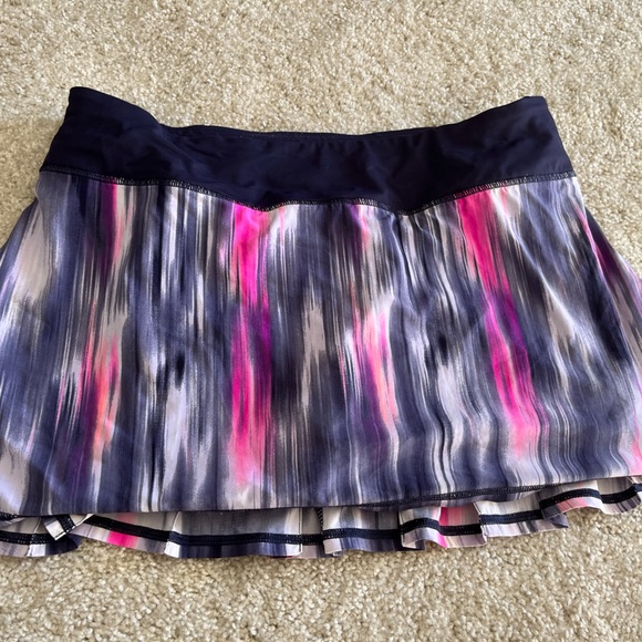 Lululemon running skirt size 8 - Picture 1 of 3